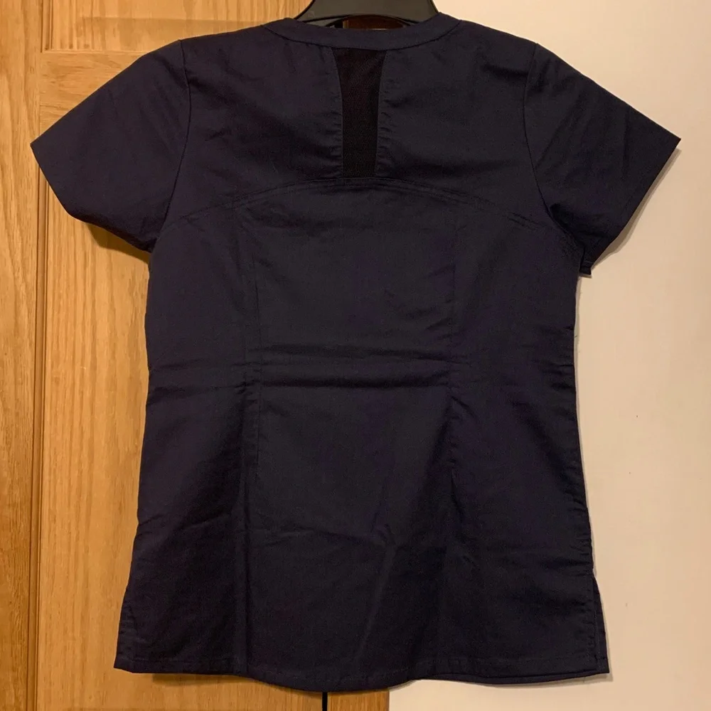 EON By maevn Scrub Top - Picture 4 of 6